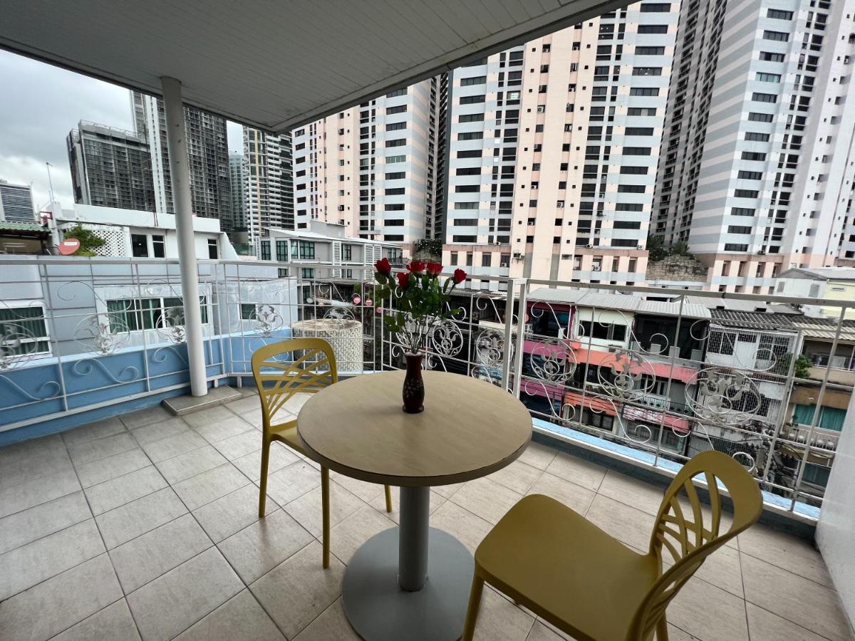 V Check Inn Sukhumvit 22 Bangkok Exterior foto