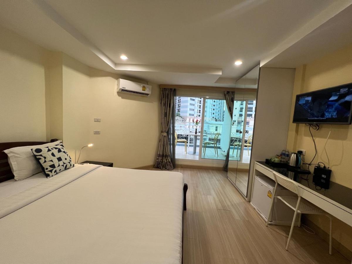 V Check Inn Sukhumvit 22 Bangkok Exterior foto